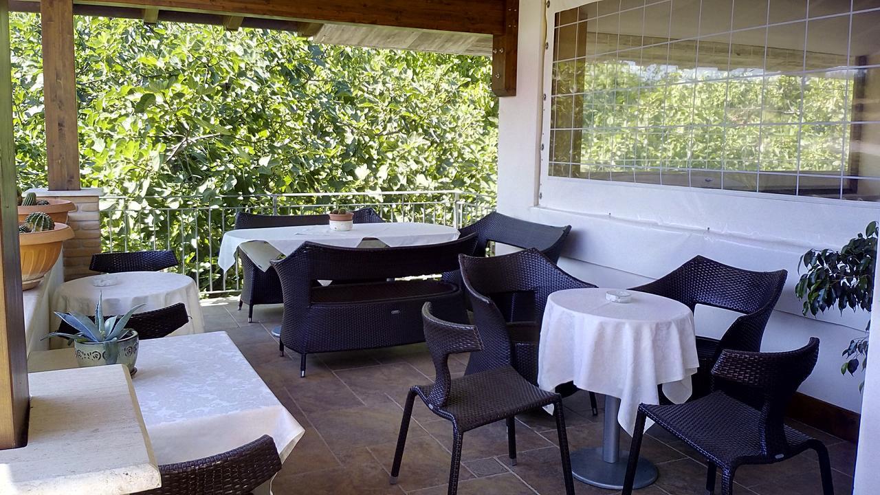 Agriturismo Casale Sera Fontana Liri Екстериор снимка