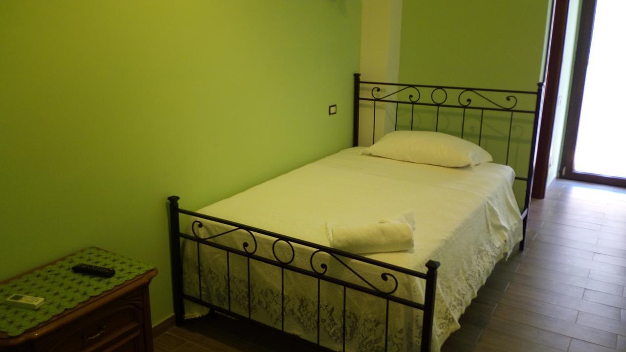 Agriturismo Casale Sera Fontana Liri Екстериор снимка