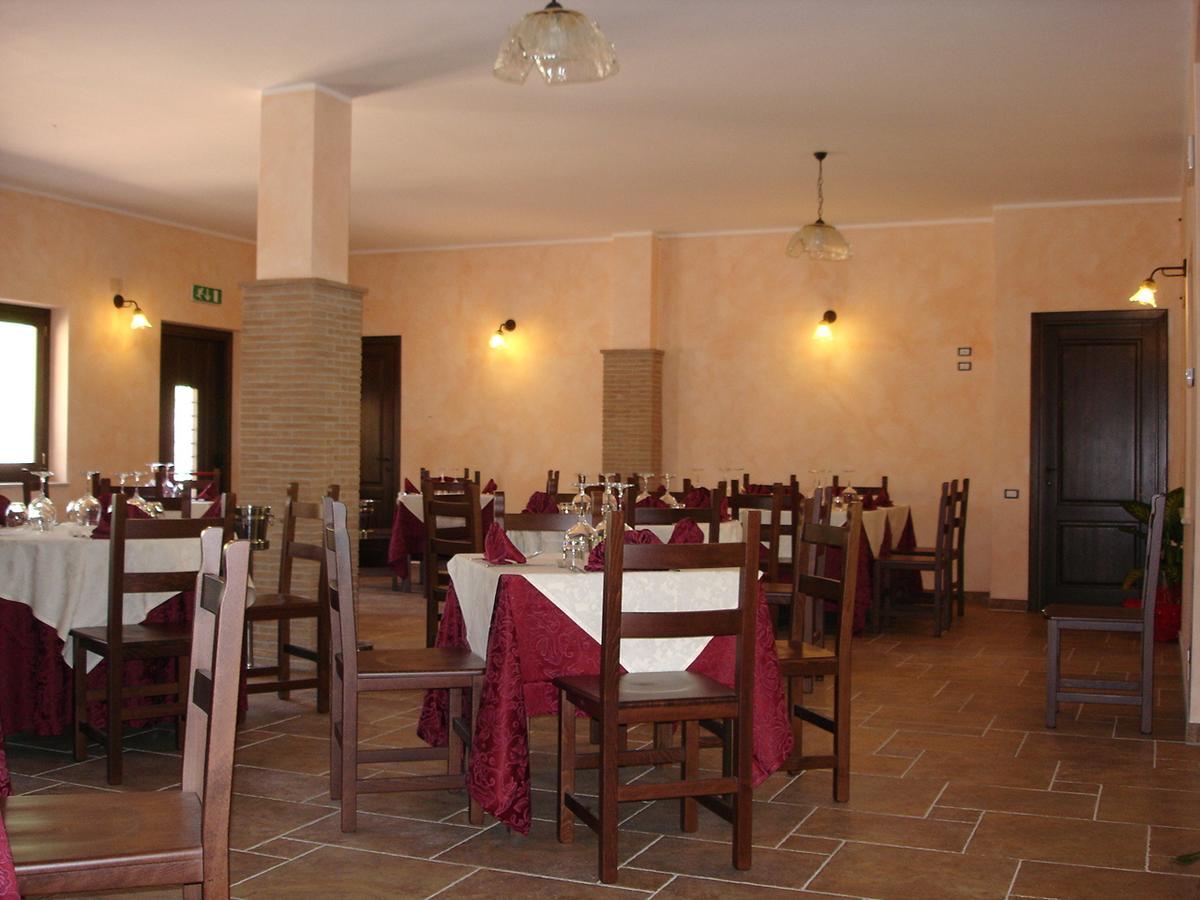 Agriturismo Casale Sera Fontana Liri Екстериор снимка